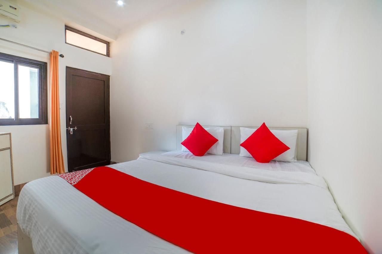 Oyo 67163 Anantham Residency Hotell Narendra Nagar Exteriör bild