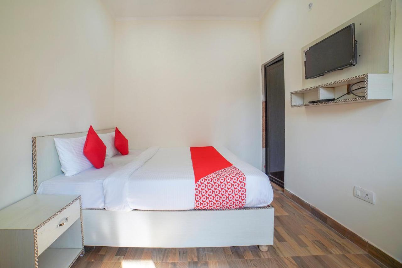 Oyo 67163 Anantham Residency Hotell Narendra Nagar Exteriör bild